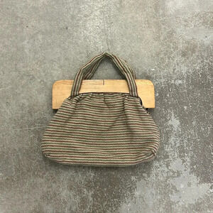 Vintage wool bag with wood‎ closure